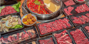 从餐桌变化看行业走向：今年冬天的火锅关键词是“鲜”字？