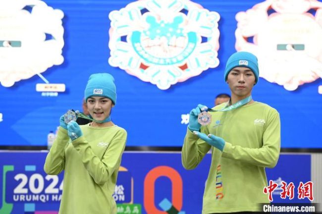 7f0525d5-027f-4009-8d53-8af8ee62431b_zsite